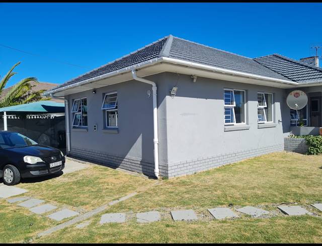 3 BEDROOM FREESTANDING SOLD IN THORNTON